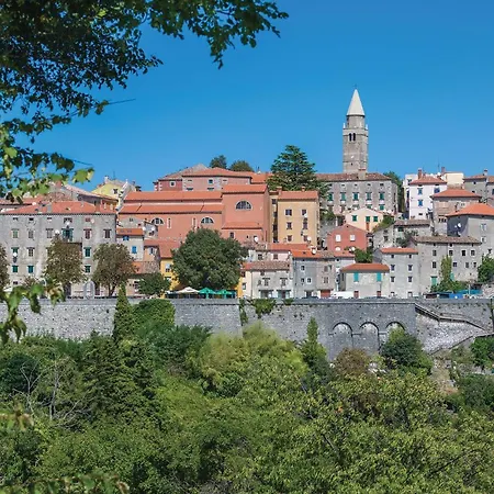 Front In Labin With Sauna Apartamento *