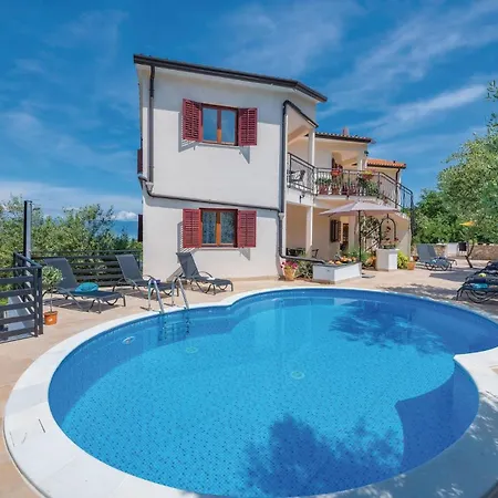 2 Bedroom Beautiful In Labin Drenje (Istria)