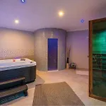 דירה Front In Labin With Sauna *